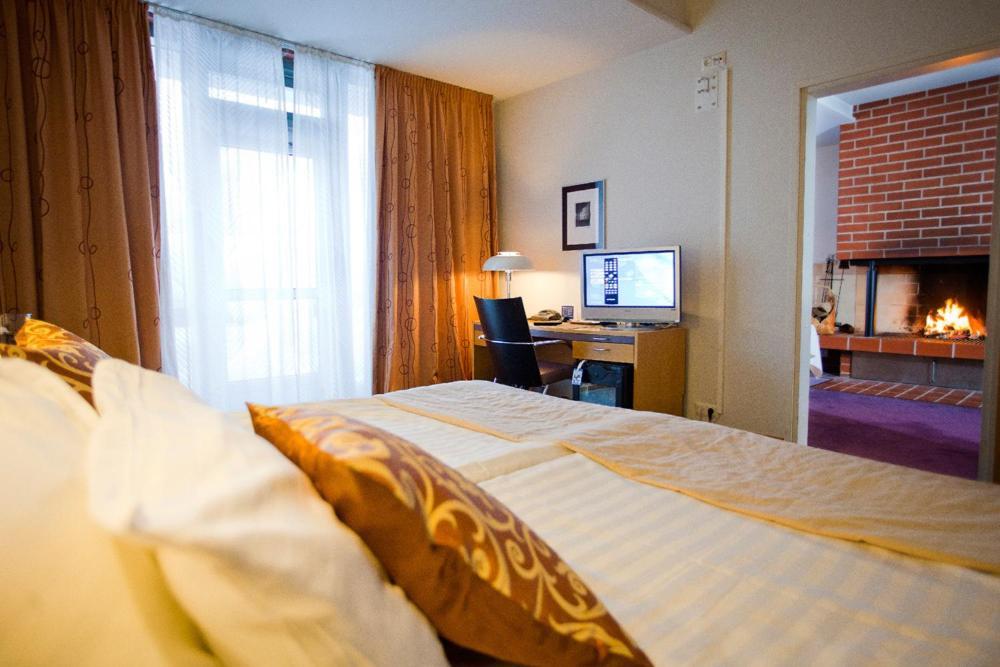 Hotel Kuninkaantie Espoo Room photo
