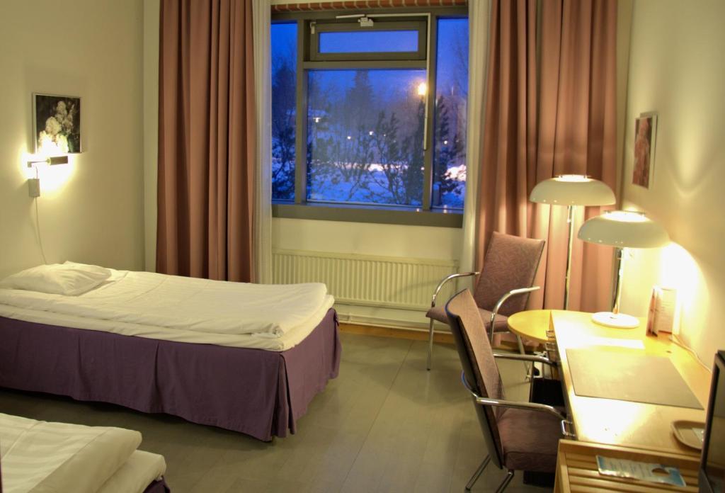 Hotel Kuninkaantie Espoo Room photo